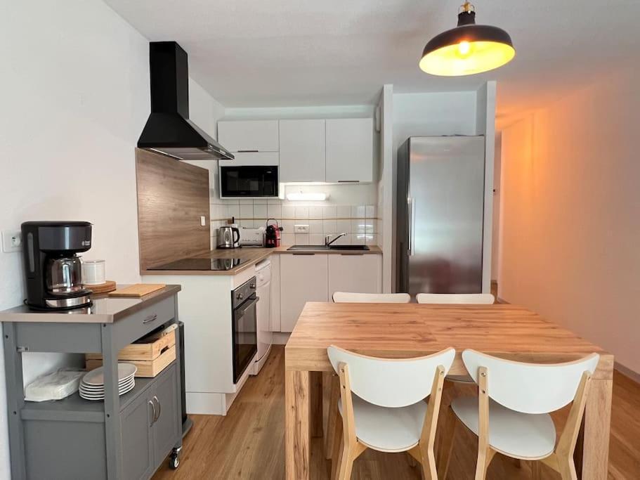T3 Centre Ville Avec Parking, Balcon Et Wifi. 5P. Cauterets Exteriér fotografie