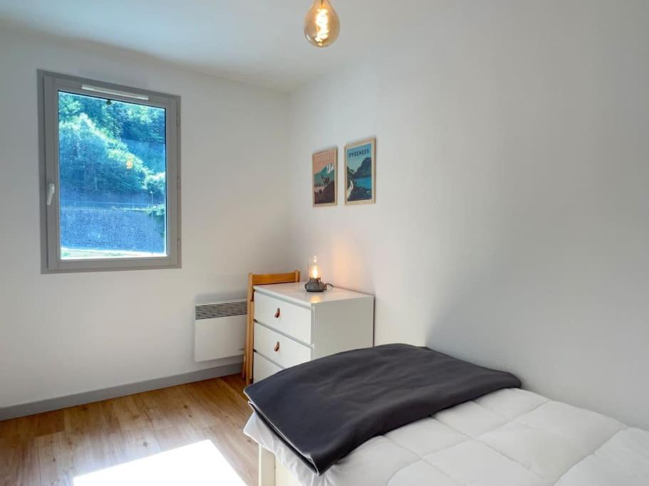 T3 Centre Ville Avec Parking, Balcon Et Wifi. 5P. Cauterets Exteriér fotografie